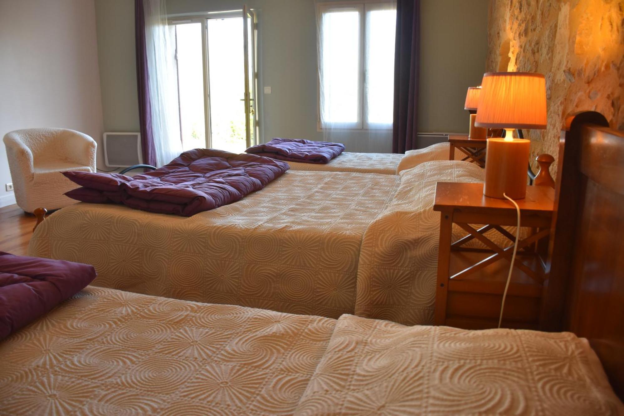 Du Vert & Du Bon Air - Linge Maison Inclus - Parking Prive Gratuit - Centre Ville Bergerac 10Mn - Domaine Bellevue Cottage En Perigord Lembras Kültér fotó