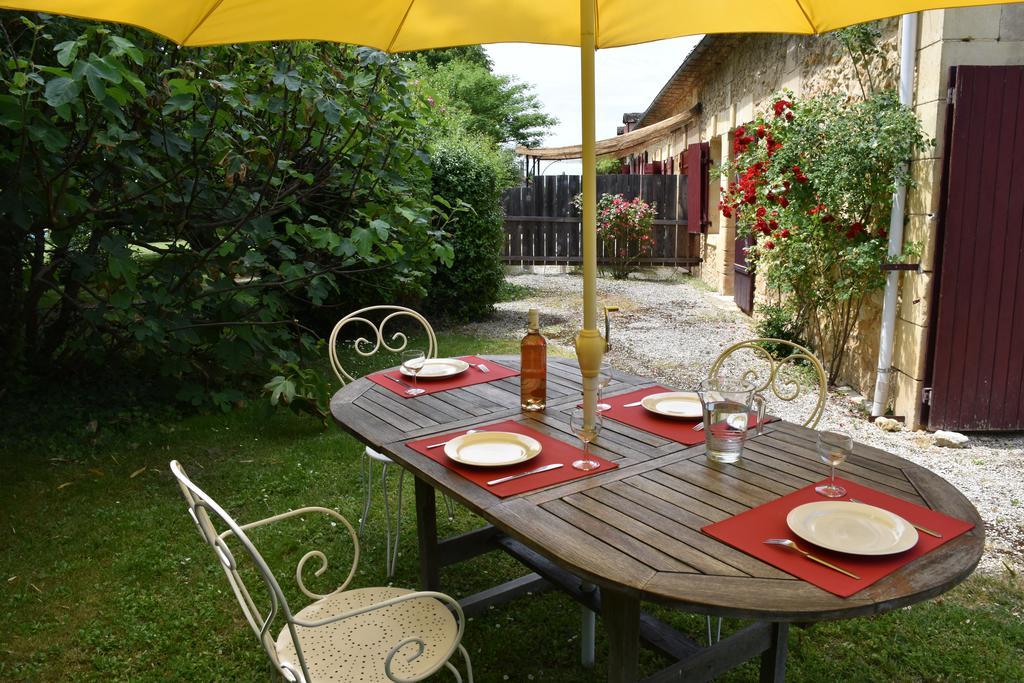 Du Vert & Du Bon Air - Linge Maison Inclus - Parking Prive Gratuit - Centre Ville Bergerac 10Mn - Domaine Bellevue Cottage En Perigord Lembras Kültér fotó