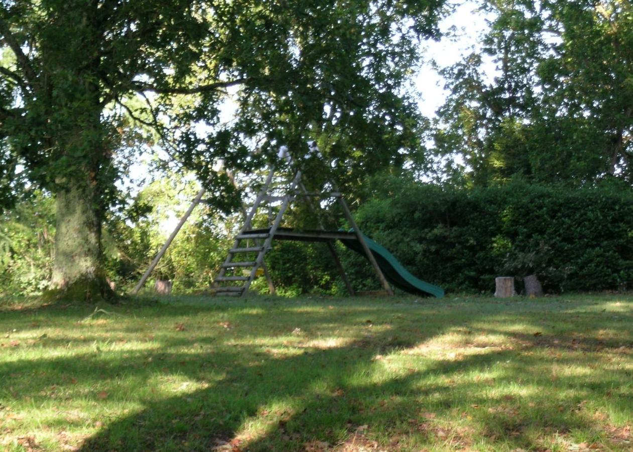 Du Vert & Du Bon Air - Linge Maison Inclus - Parking Prive Gratuit - Centre Ville Bergerac 10Mn - Domaine Bellevue Cottage En Perigord Lembras Kültér fotó